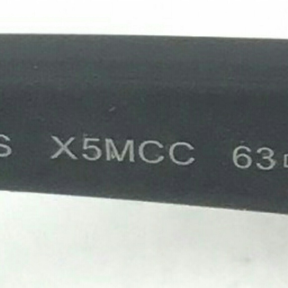 Gucci Chain Link Women Aviation Sunglasses & Case - Picture 8 of 8